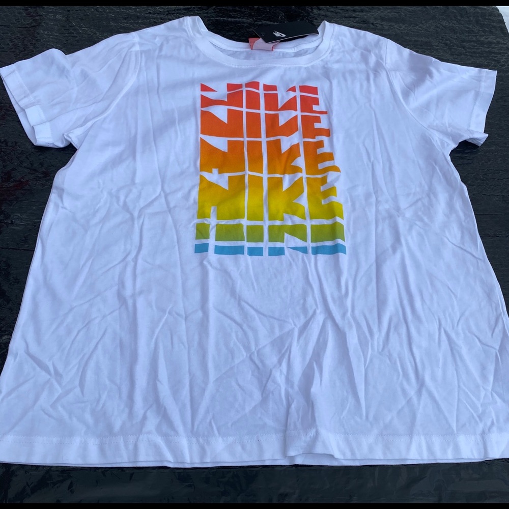Women’s Nike T-Shirt